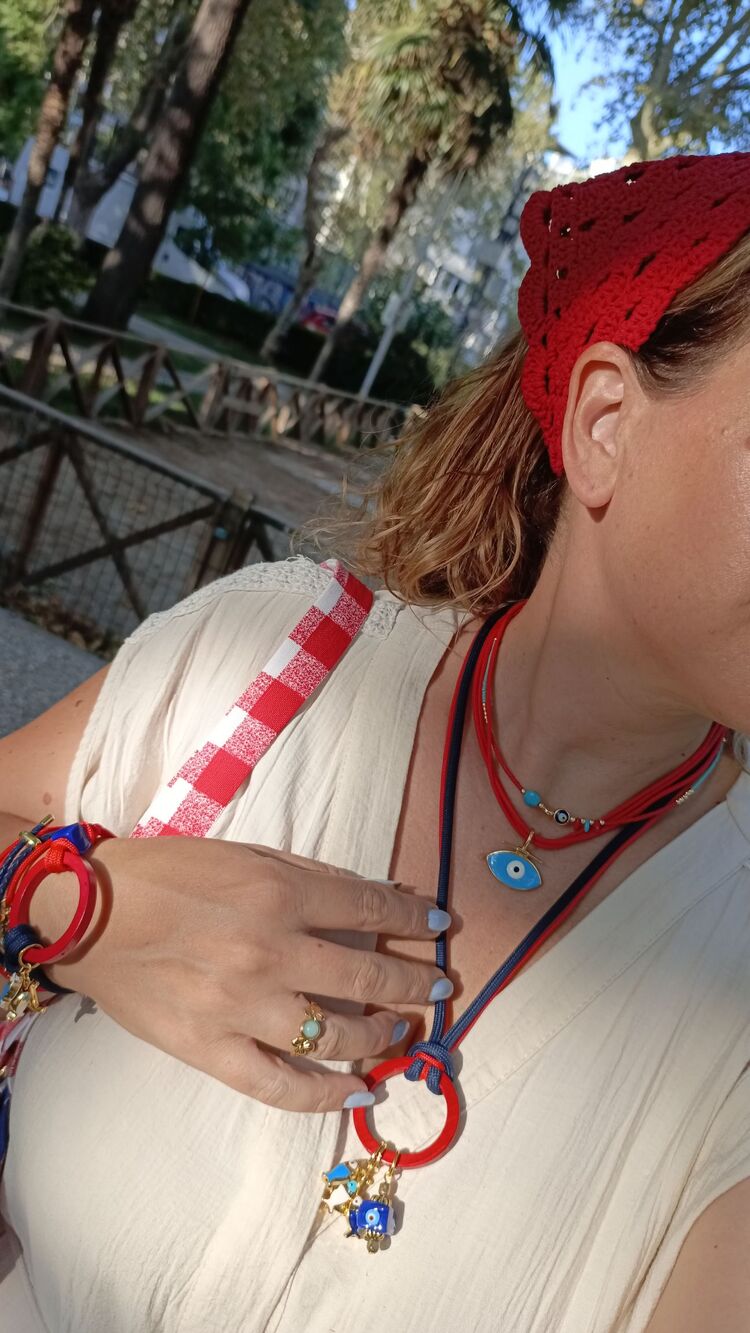 El Örgüsü Kırmızı Bandana