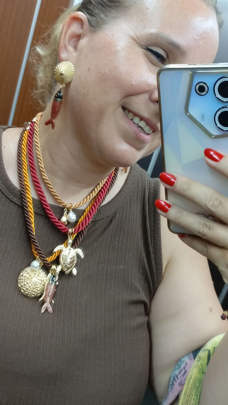 Marka Model Balıklı 4 Halat Kolye
