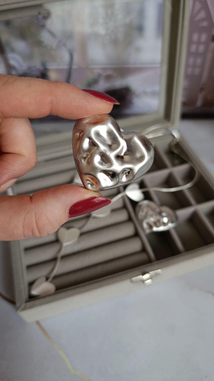 Dövme Plaka Mat Silver Kalp Küpe