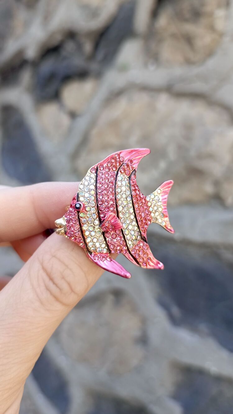 Zirkon Taşlı Pembe Balık Broş