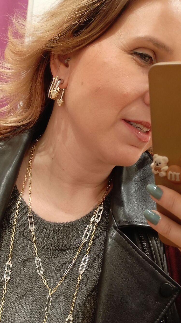 İki Renkli Çivi Model Küpe