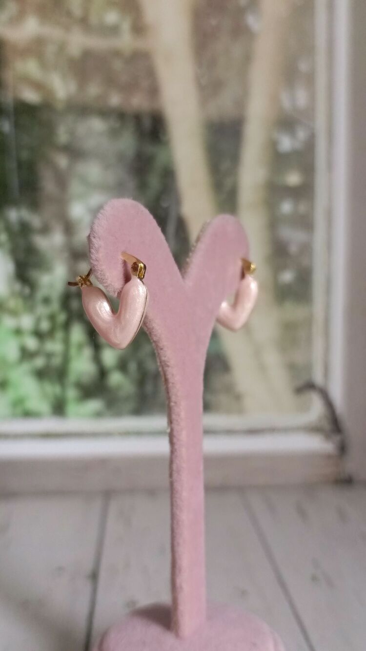 Pembe Mineli Kalp Küpe
