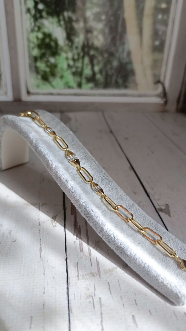 Ataç Model Zirkon Taş Detaylı Bileklik