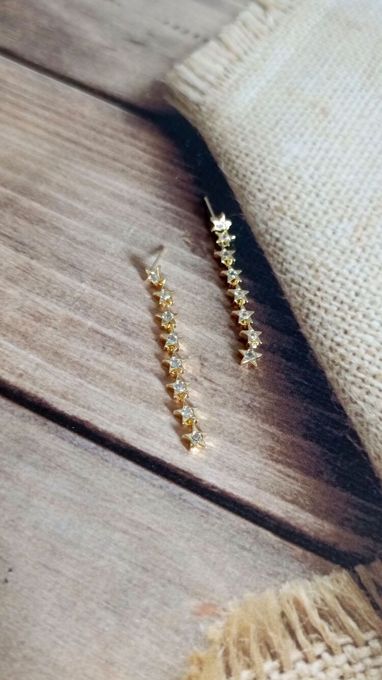 Gold Yıldız Suyolu Küpe