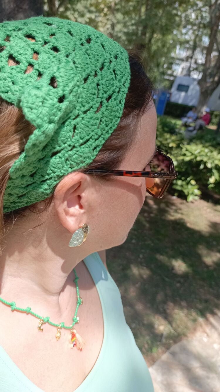 El Örgüsü Yeşil Bandana