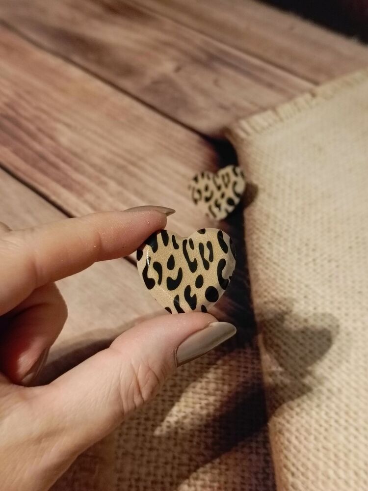 Leopar Desenli Kalp Küpe