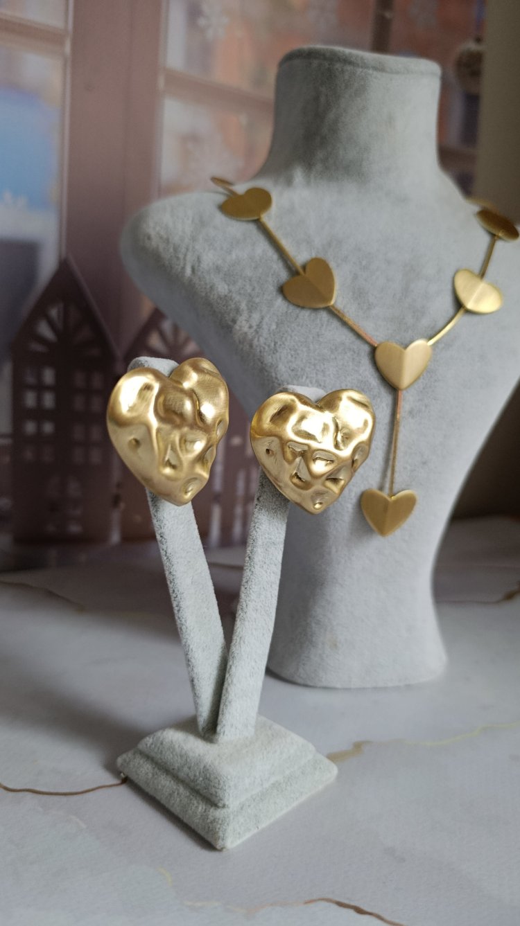Dövme Plaka Mat Gold Kalp Küpe