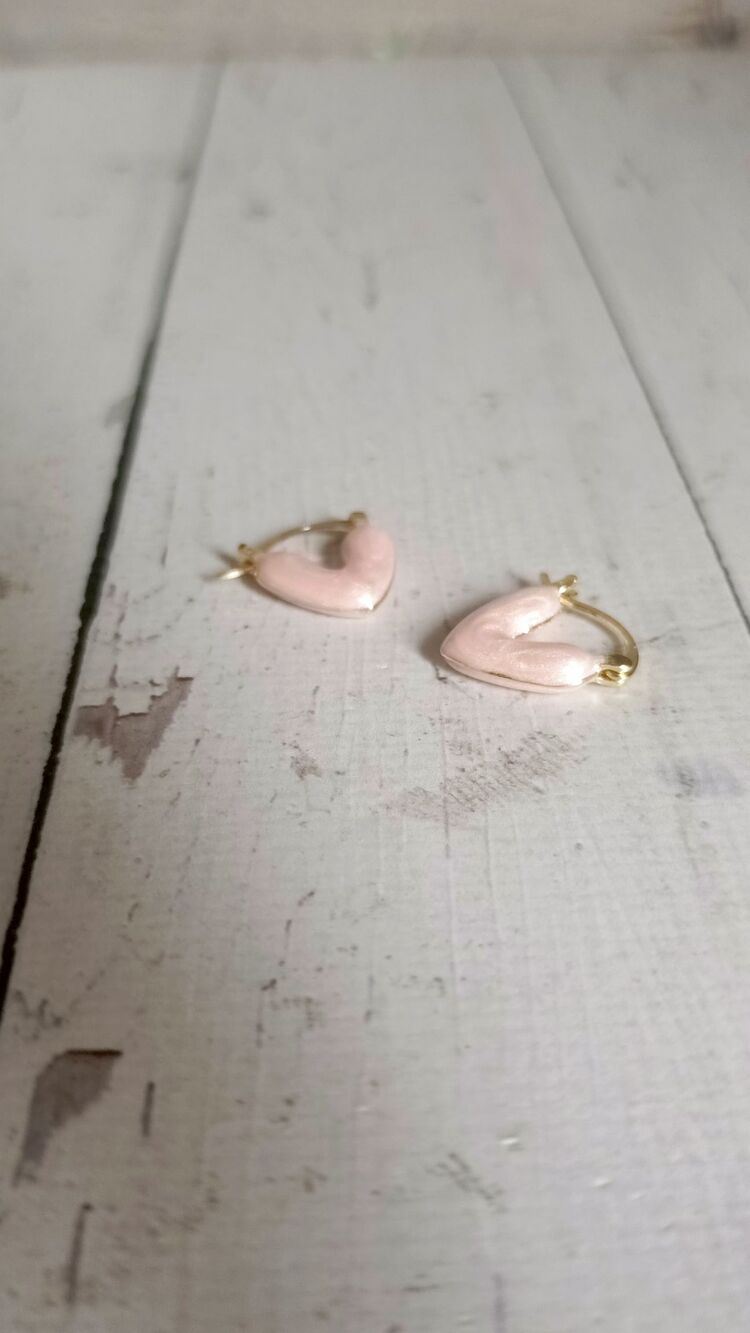 Pembe Mineli Kalp Küpe