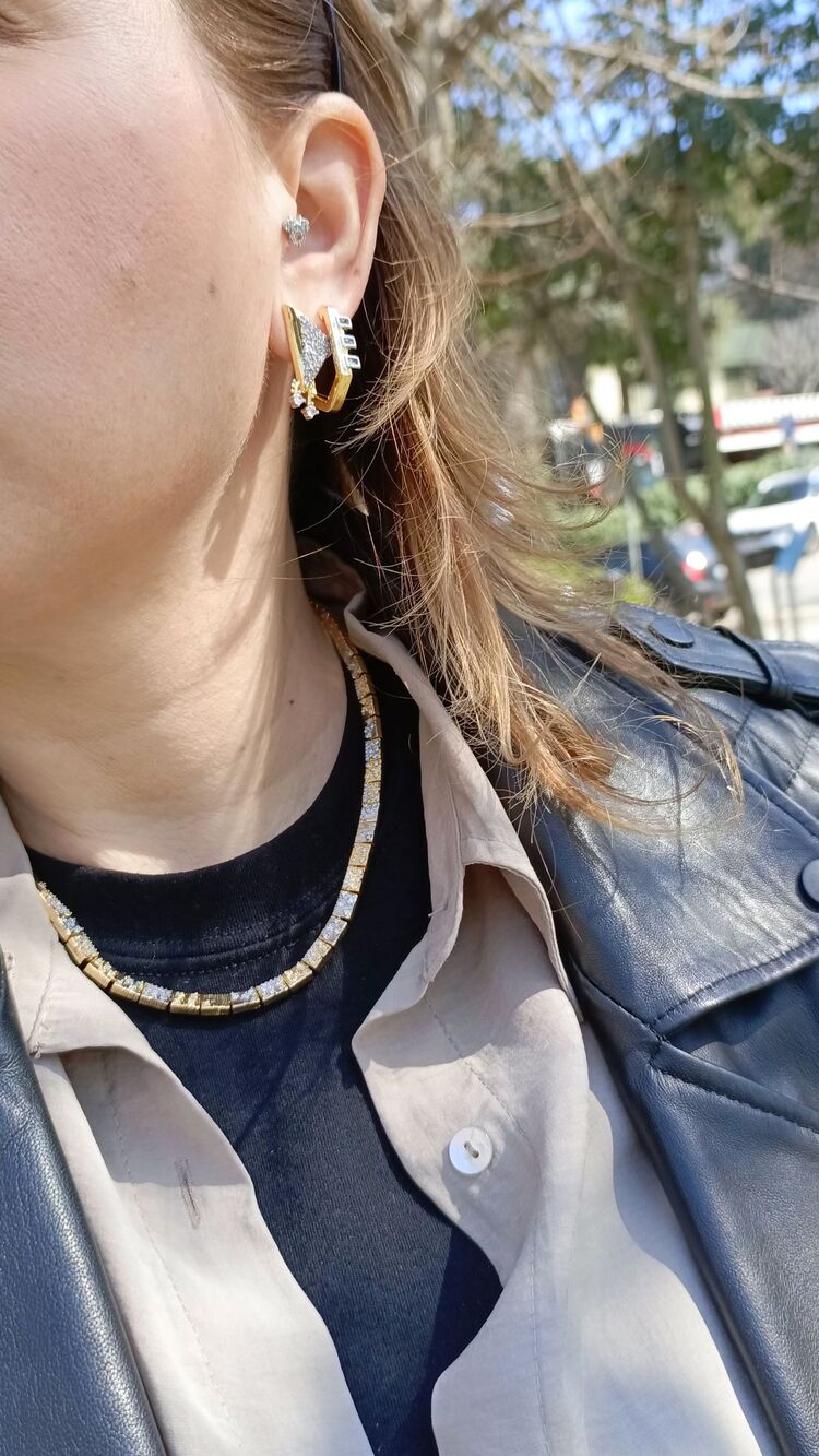 Marka Model Zirkon Taş Detaylı Dokulu Gold Kolye