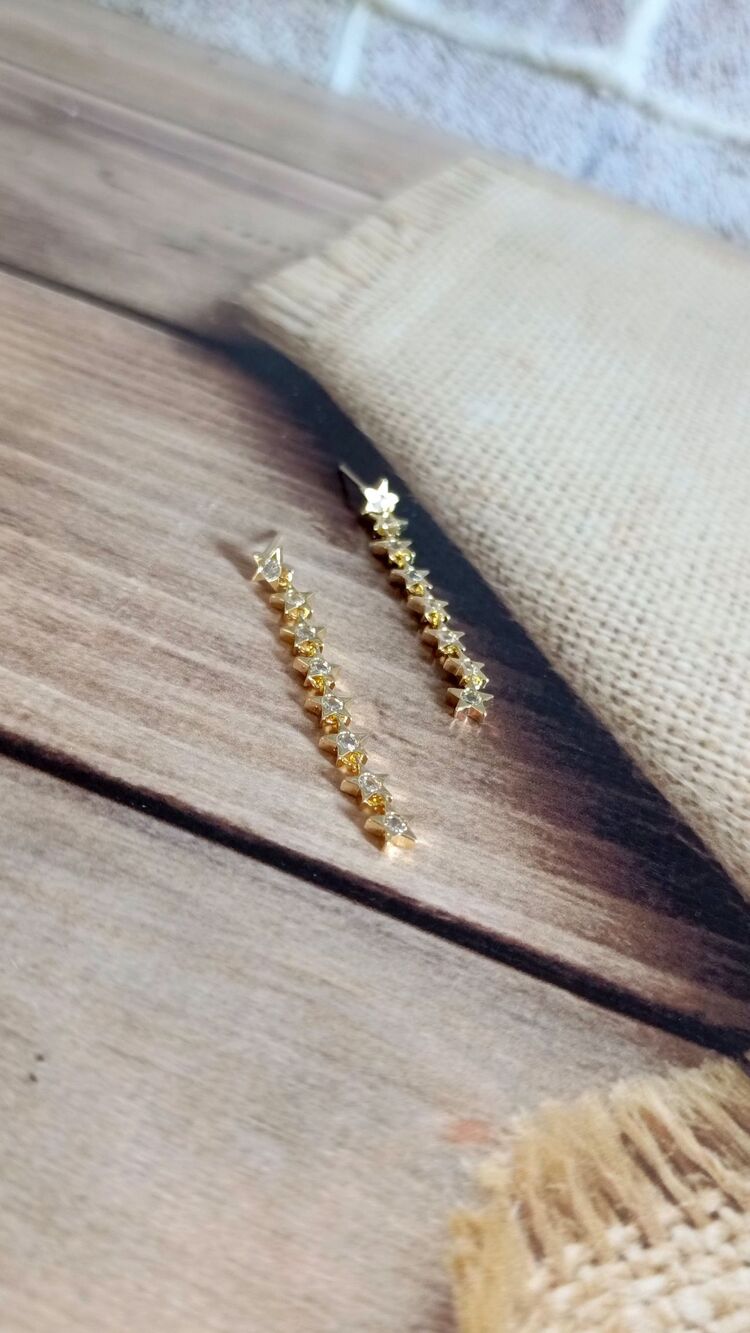 Gold Yıldız Suyolu Küpe