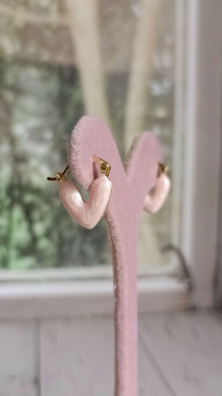 Pembe Mineli Kalp Küpe