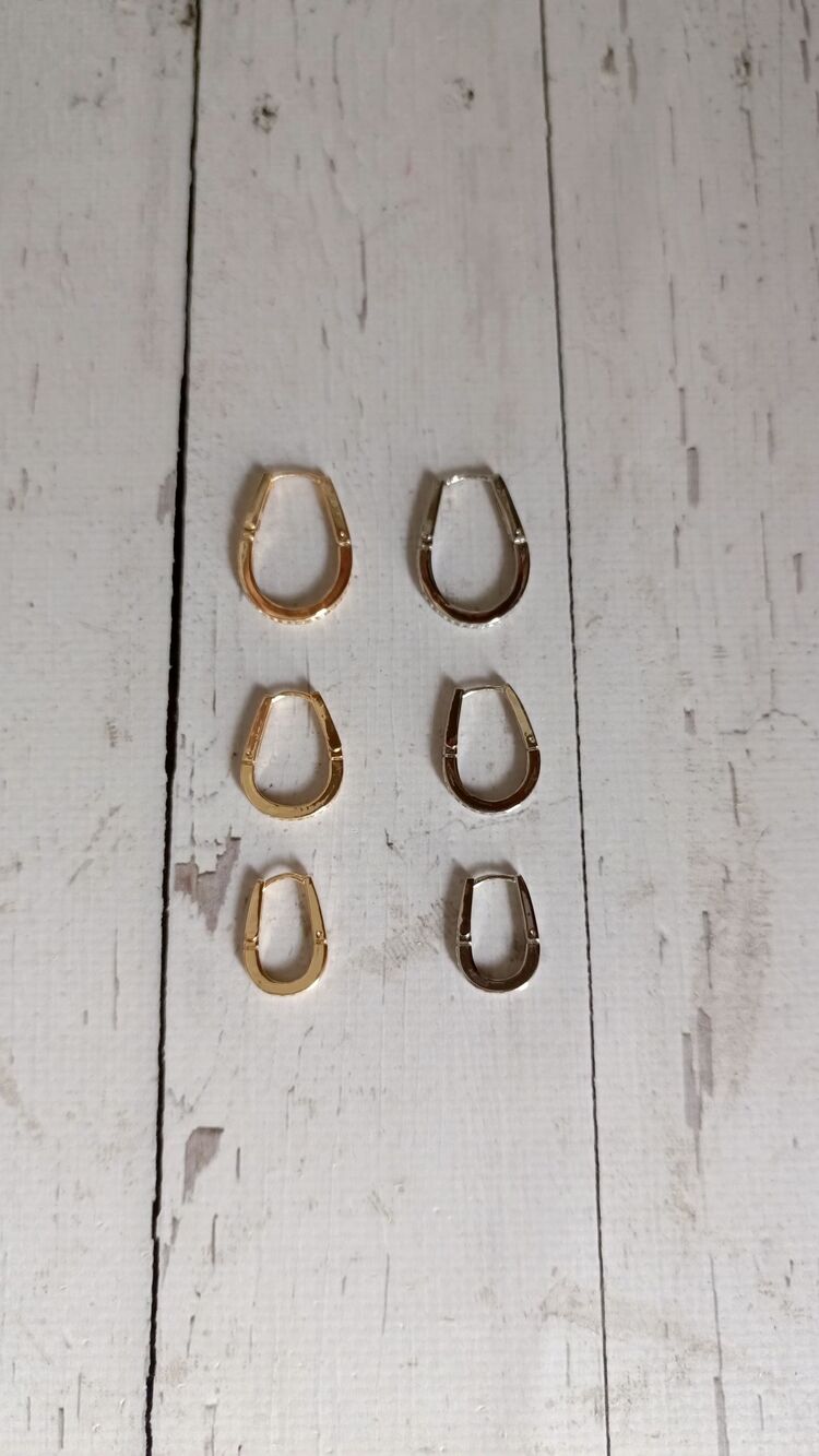 Gold Oval Formlu Üçlü Halka Küpe Seti