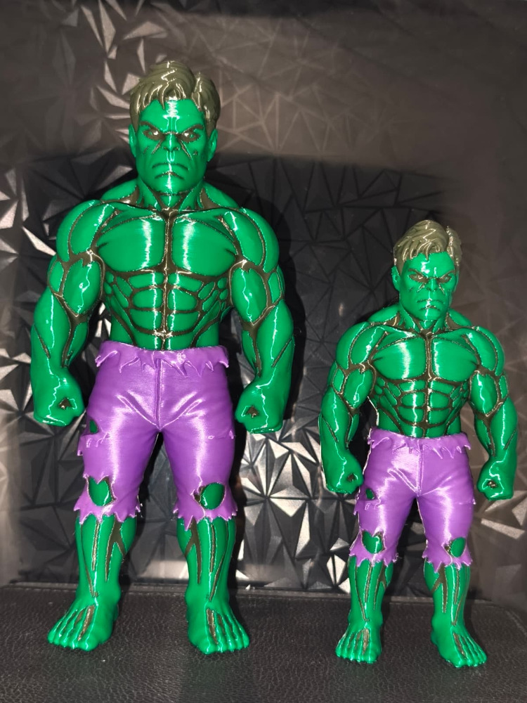 Yeşil Dev Figürü 20 cm | Büyük Boy Çok Renkli 3D Baskı Koleksiyon Figürü