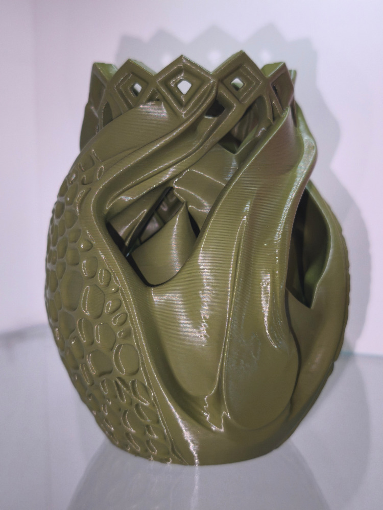 Organik Dokulu Modern Vazo (Voronoi Desenli) (15cm)