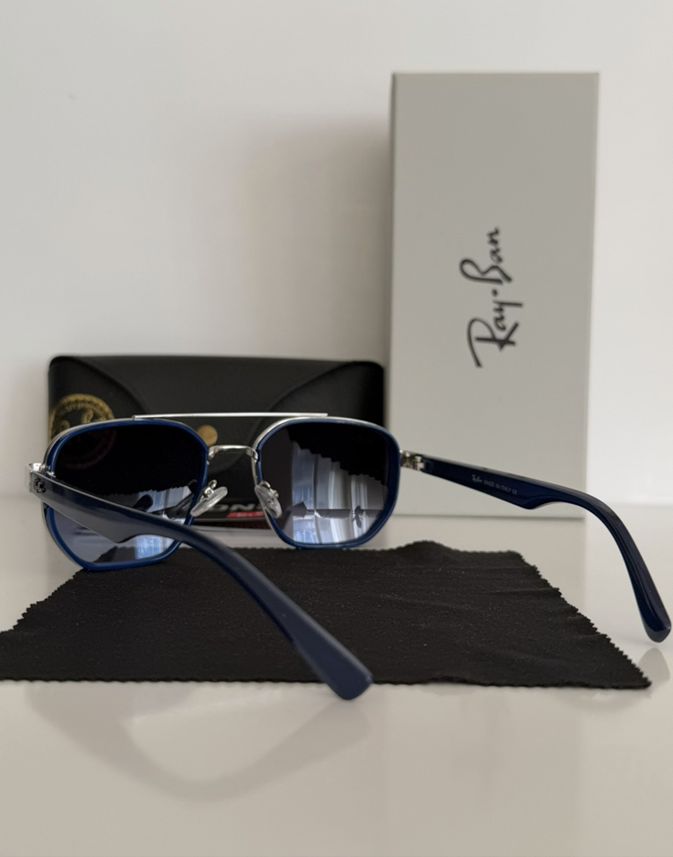 Ray-Ban Blue 5692