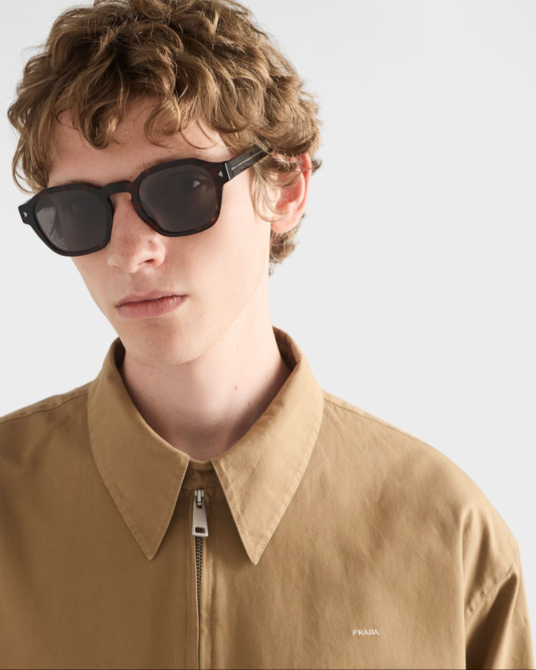 PRADA VIP 3490