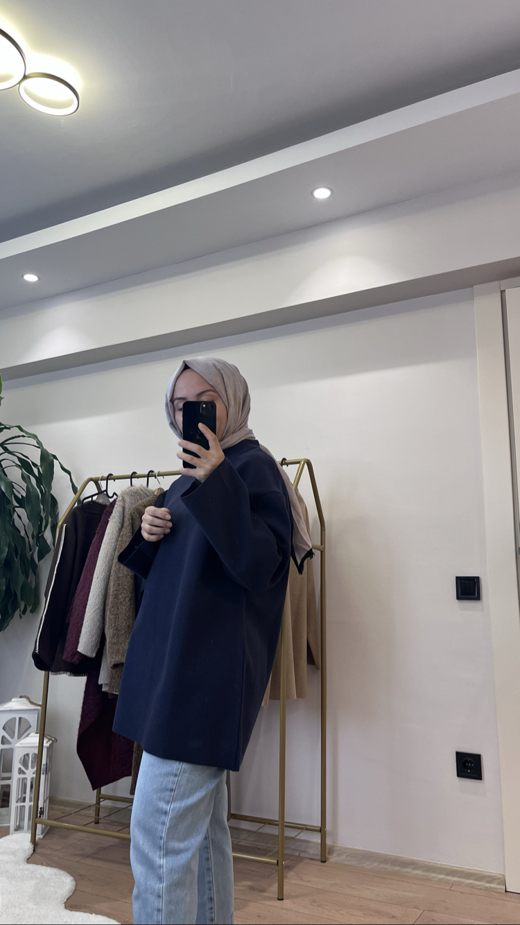 Kaşe Dokulu Oversize Kazak