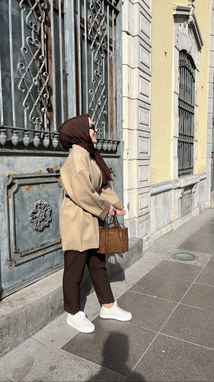 Kaşe Dokulu Oversize Kazak