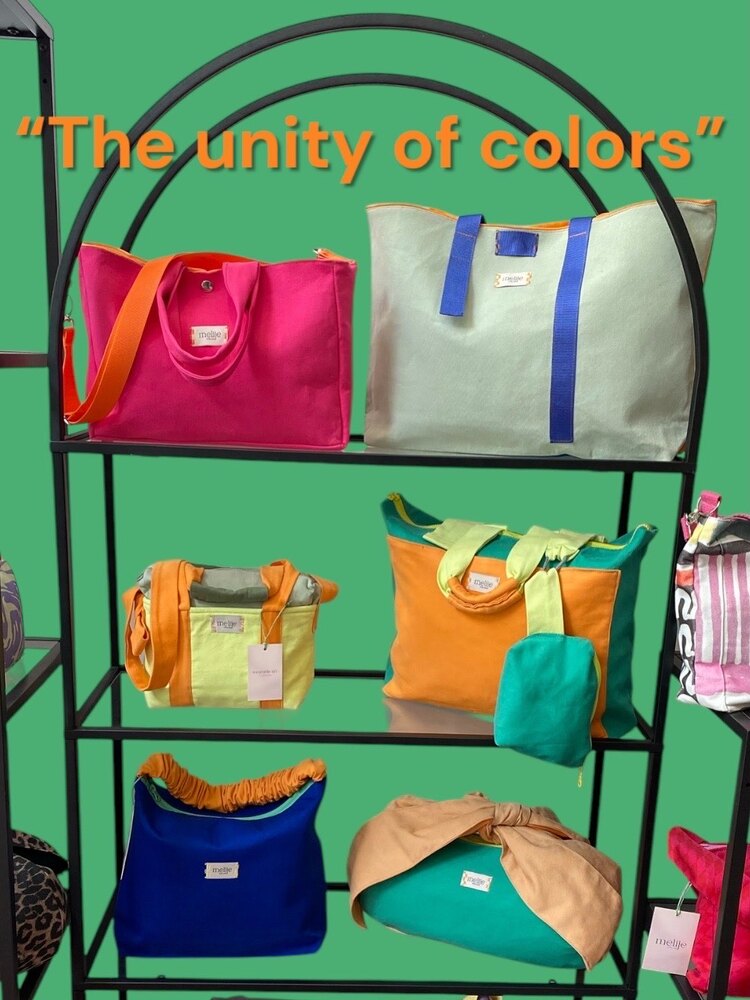 The unity of colors / Puzzle Bag
