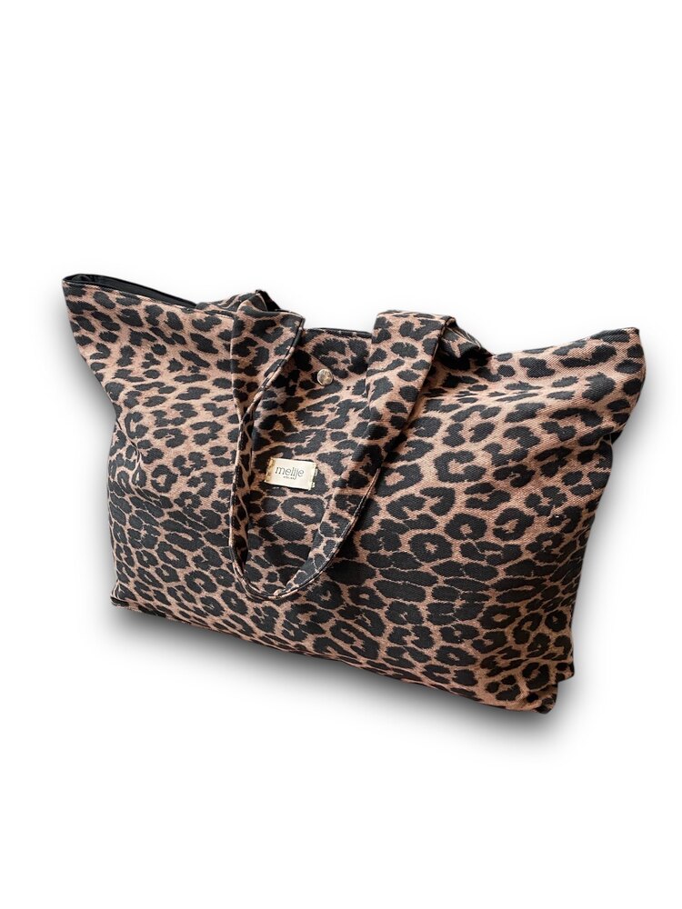 Leo Xxl shoulder bag