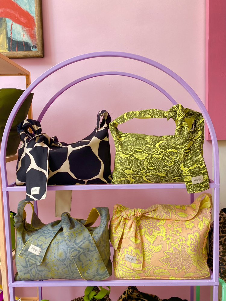 Marshmallow Crossbody heybe