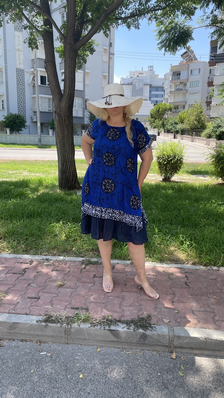 Lacivert Siyah Motifli Cift Kat Tülbent Elbise