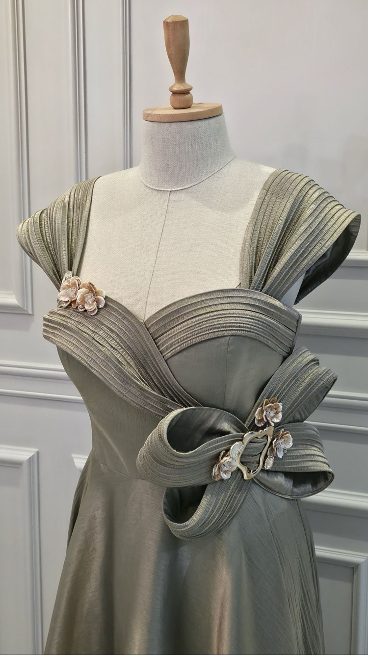 MOR SPOSA ÇİÇEK DETAYLI GECE ELBİSESİ