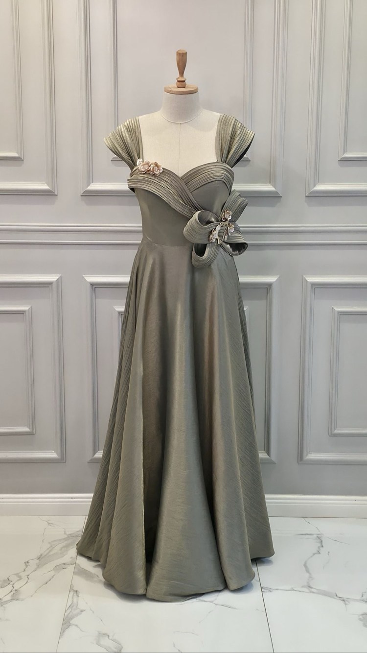 MOR SPOSA ÇİÇEK DETAYLI GECE ELBİSESİ