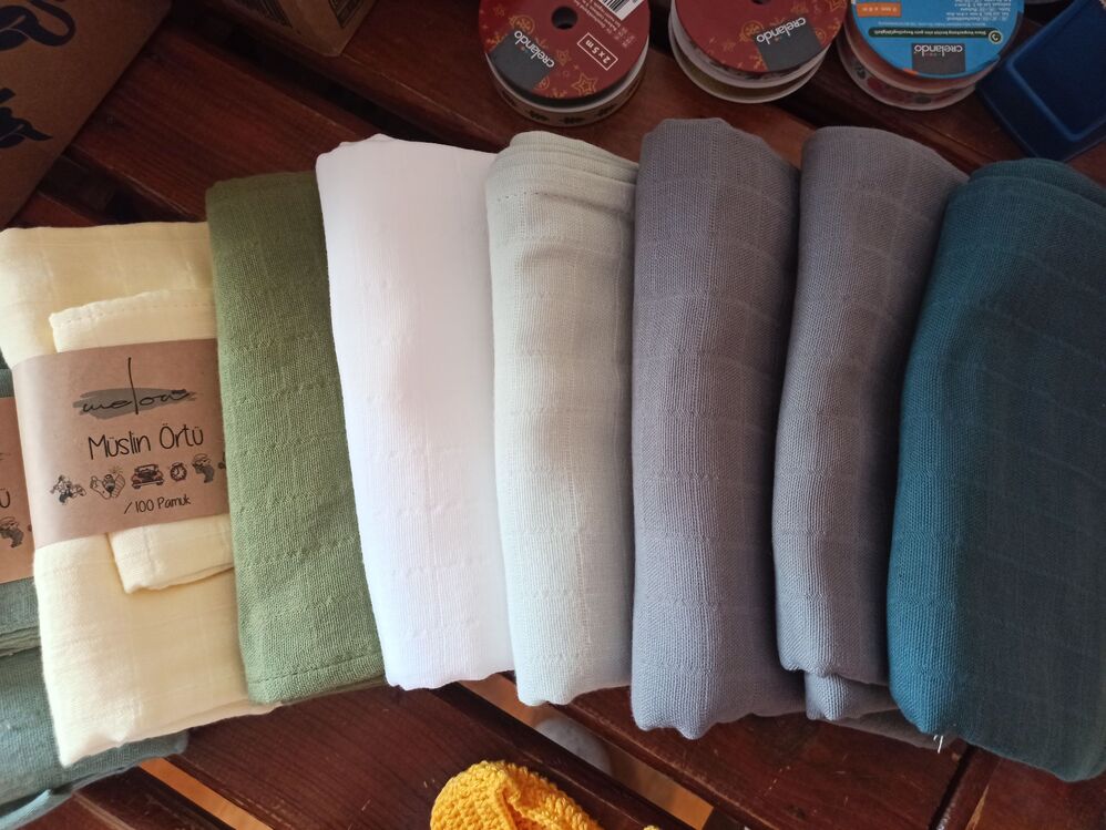 El Yapımı Muslin Örtü
