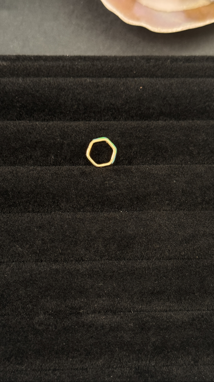 Opal titanyum piercing