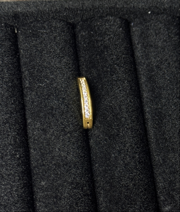 Göbek piercing 