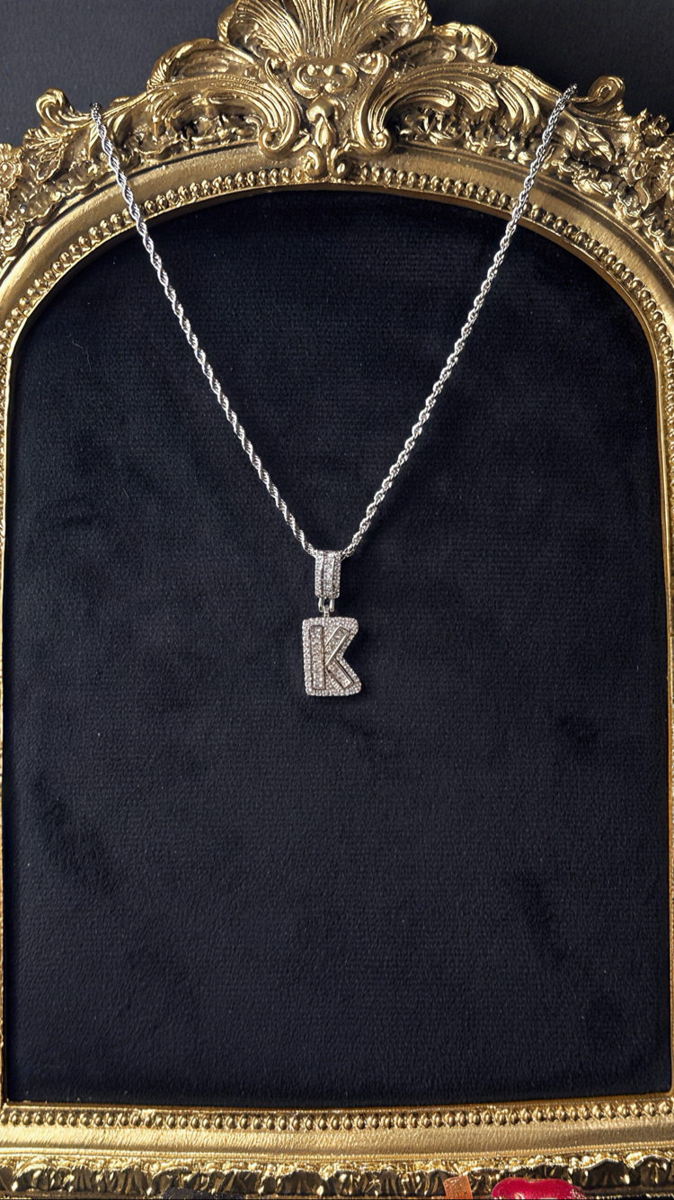 K harf kolye