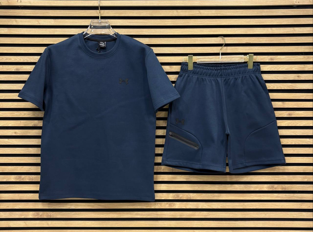 Under Armour / Lacivert 