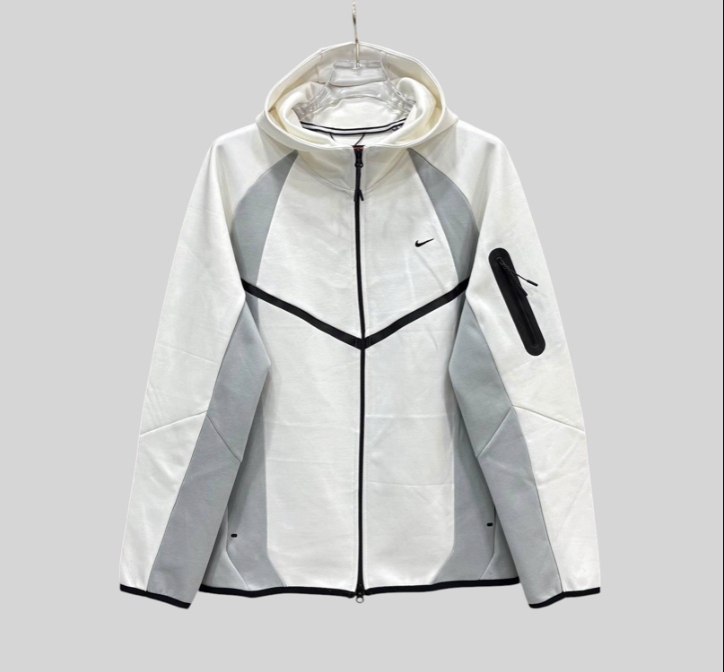 NIKE / Tech Fleece Windrunner 2026 Sezon
