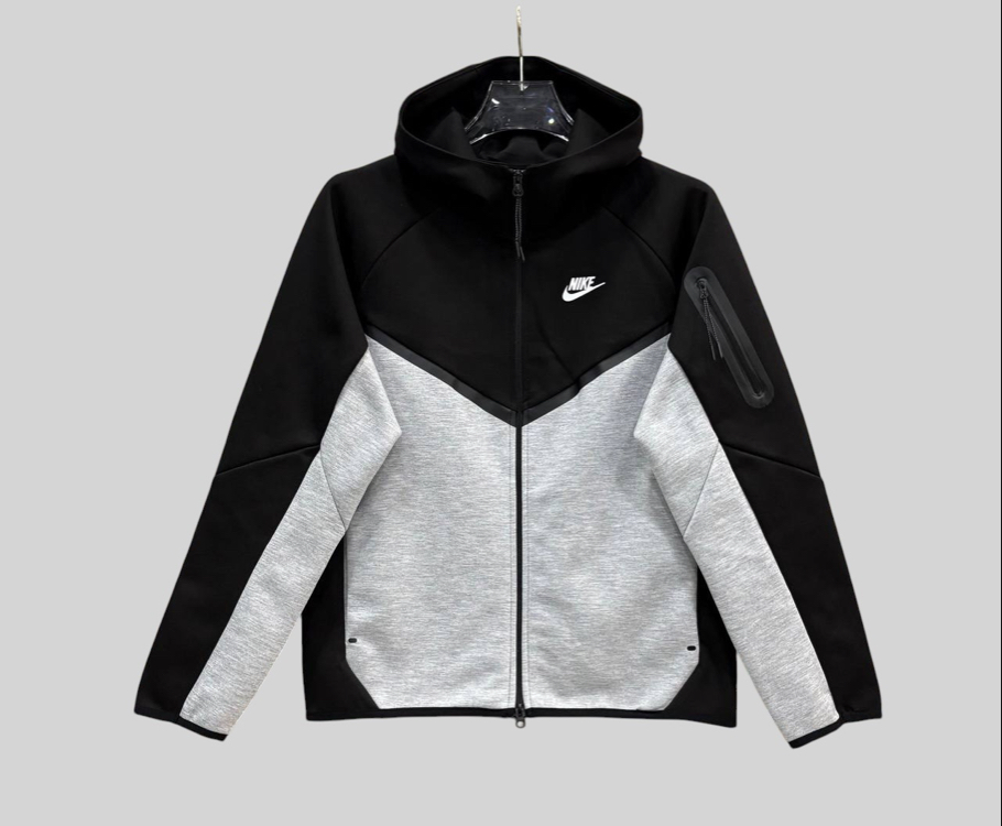 NIKE / Tech Fleece Windrunner - 4th Gen.