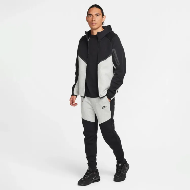 NIKE 5th Gen. Tech Fleece Hoodie
