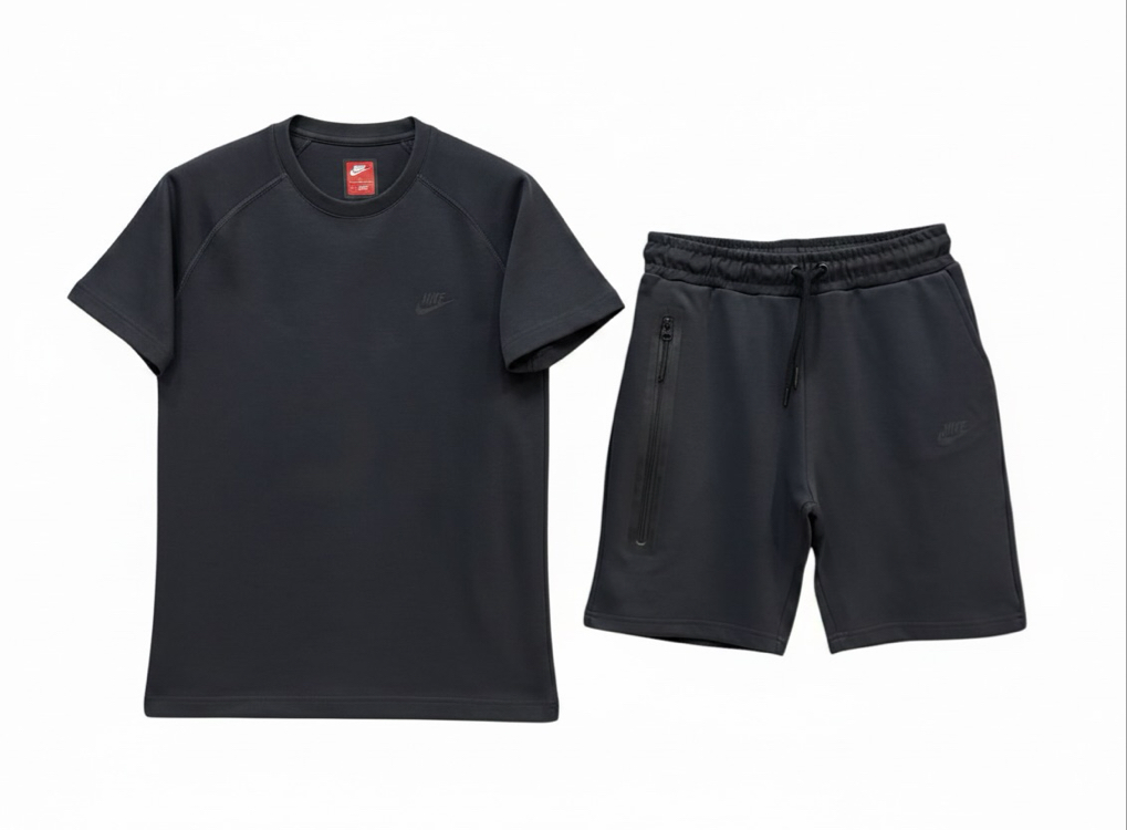 NIKE TECH FLEECE / ŞORT TAKIM
