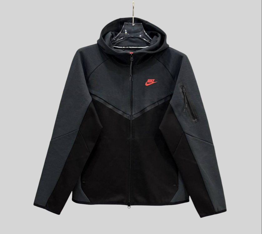 NIKE / Tech Fleece Windrunner - 4th Gen.