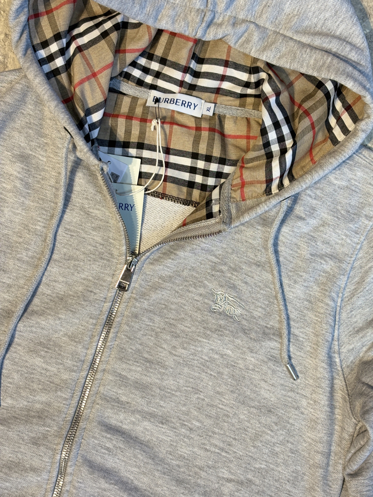 Burberry / Check Hooded • Yeni Sezon