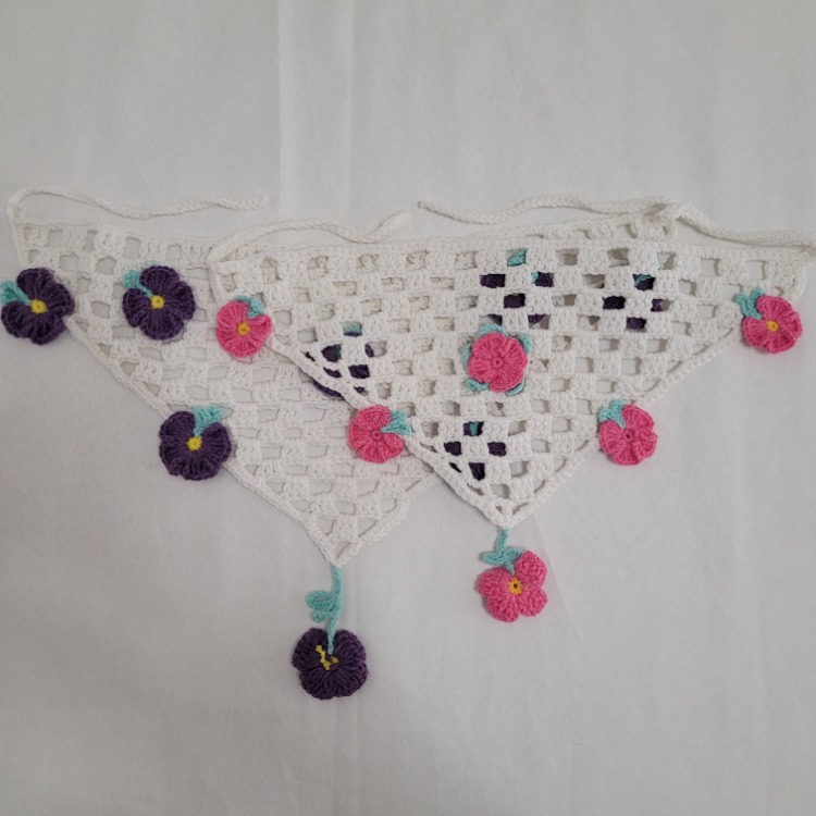 Çiçekli Bandana