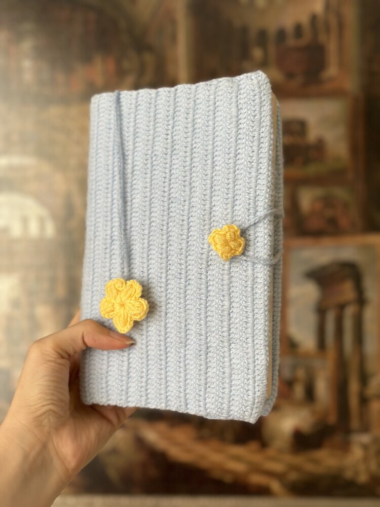 Mavi Sarı Çiçekli Kitap Kılıfı