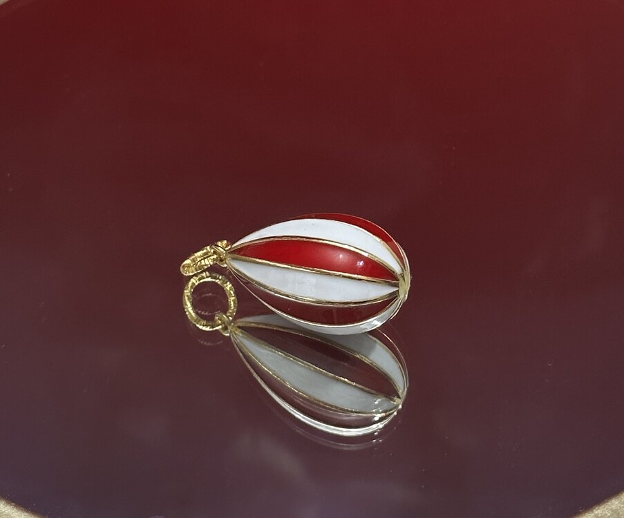 Kırmızı balon charm 