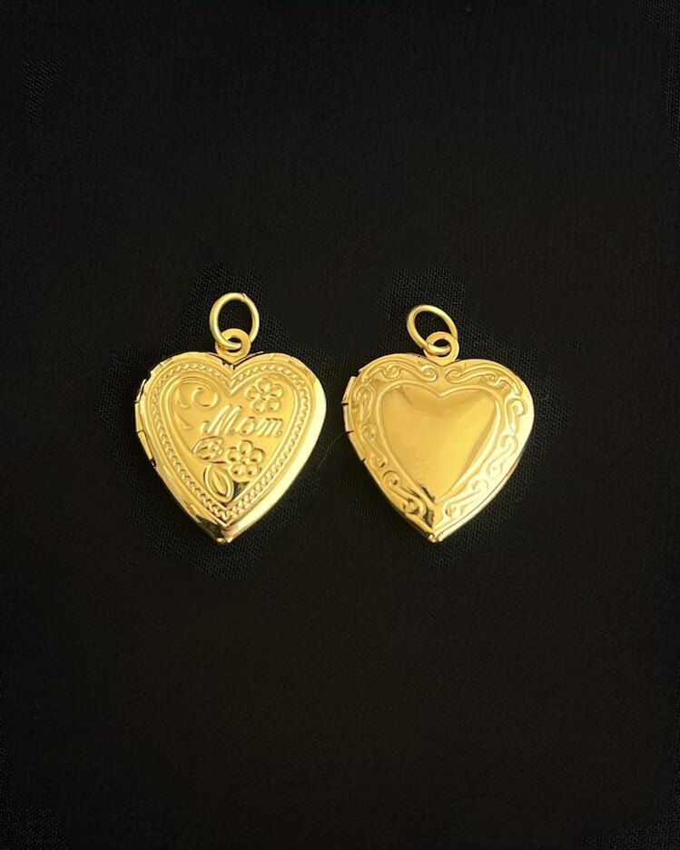 Açılır kalpli charm