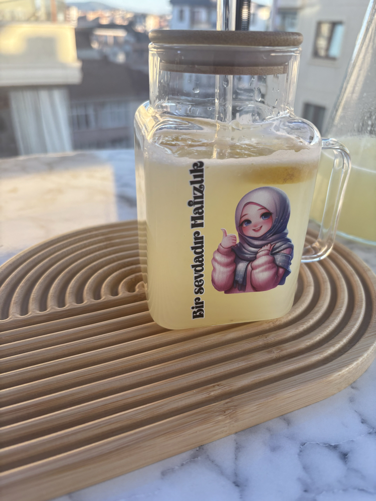 Bambu kapaklı bardak