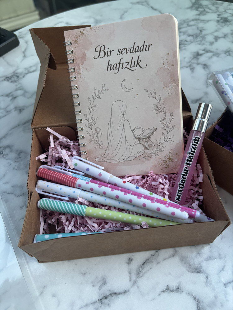 Hafızlık sınıfına hoşgeldin hediye-pembe