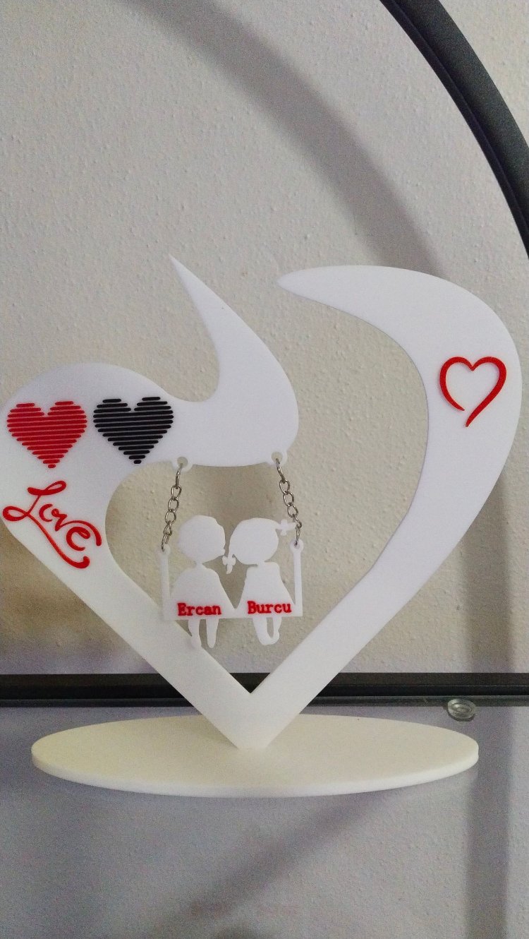 isme özel kalpli decor
