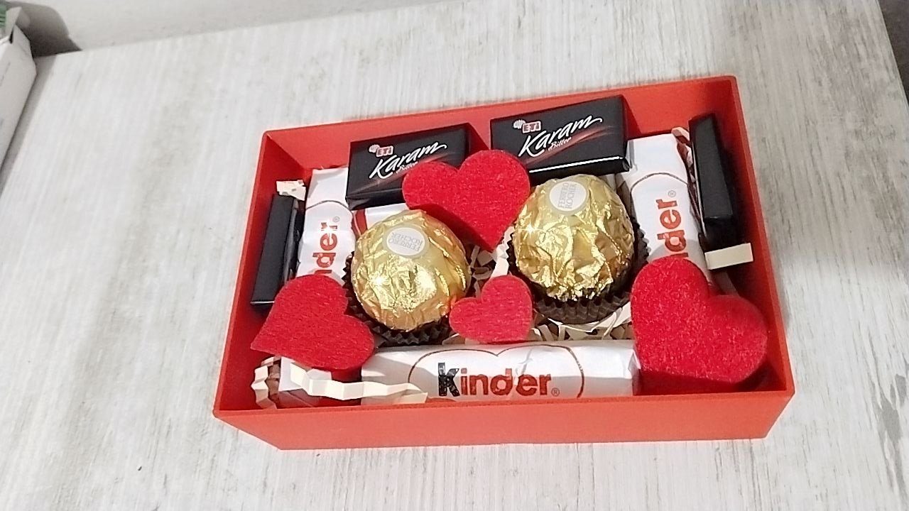 Sevgiliye Özel Kırmızı Kutu 
