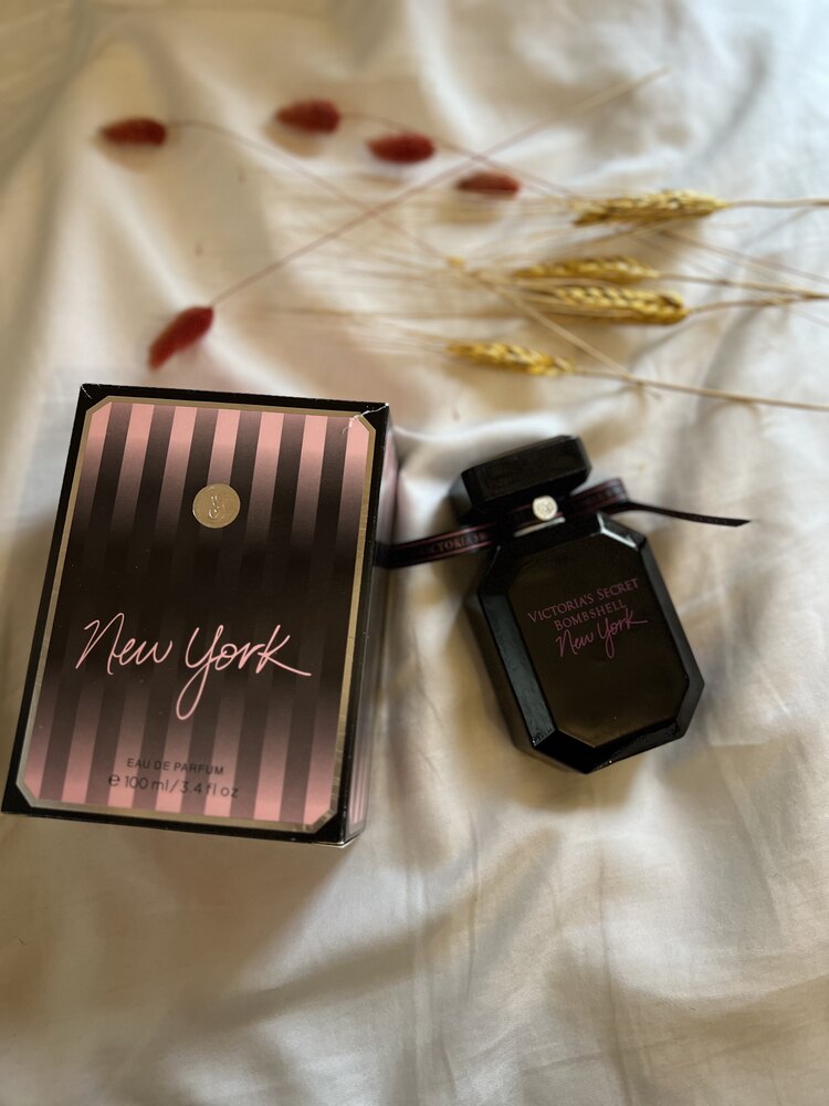 Victoria’s Secret Bombshell New York