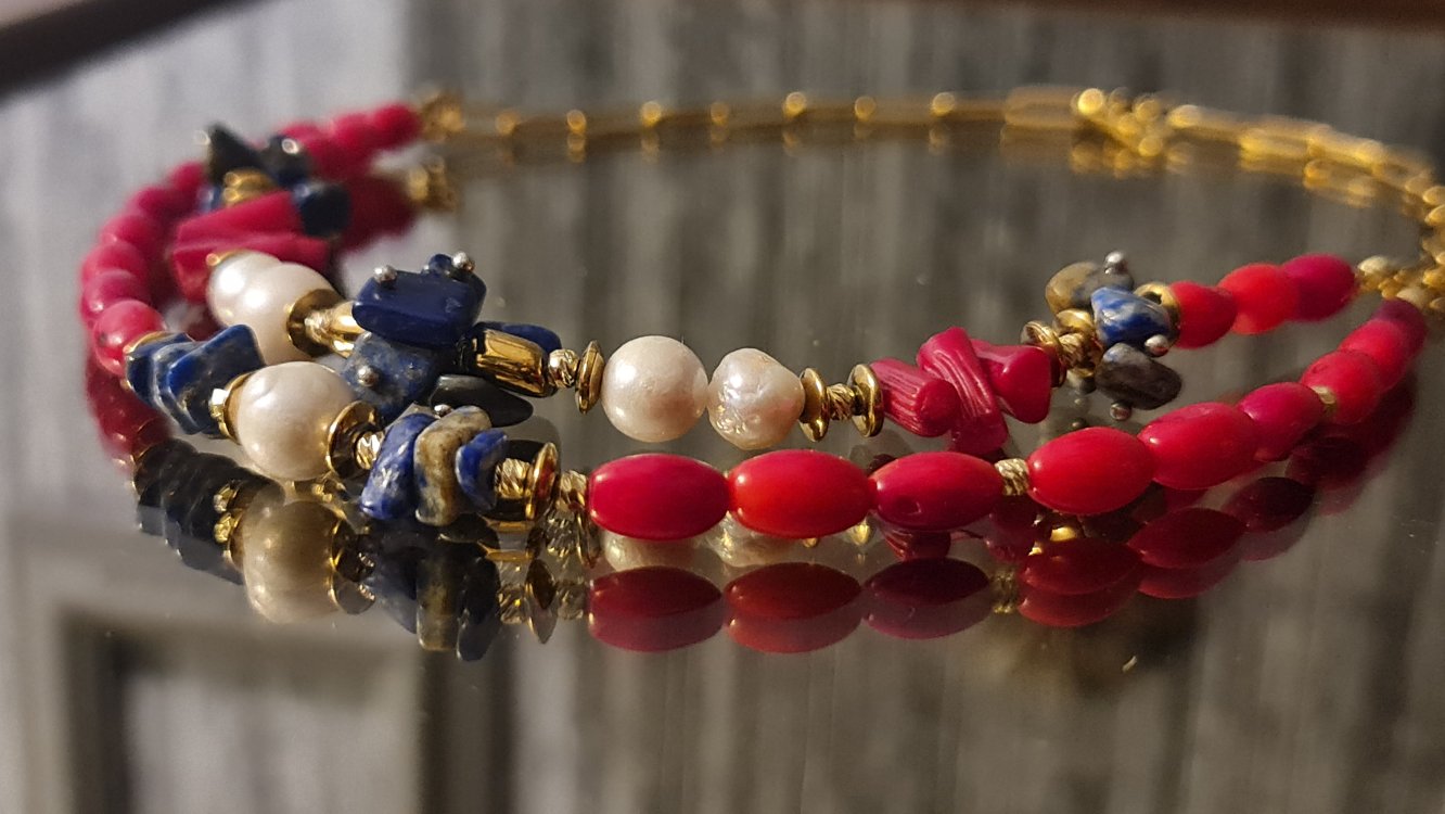 Mercan, Lapis Lazuli, Hematit ve İnci Kolye