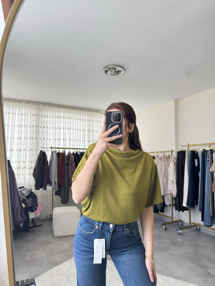 Omuz detaylı Tshirt 